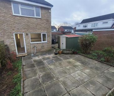 2 bedroom semi-detached house to rent - Photo 2