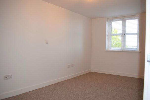 2 Bed Flat, Jenner House, NG3 - Photo 1