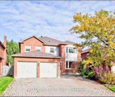 Detached Home For Lease | N9234064 - Photo 2