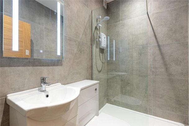 1 bedroom parking to rent - Photo 1