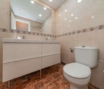 Ronda de las Cooperativas, Madrid, Community of Madrid 28041 - Photo 6