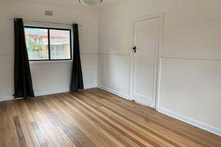 2 BEDROOM APARTMENT IN CENTRAL LOCATION! - Photo 3