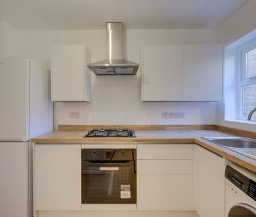 2 bedroom terraced house to rent - Photo 6