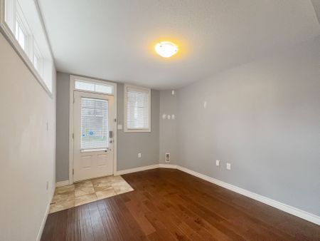 For Lease - 14 Whaley Lane, Hamilton, Ontario - Photo 5