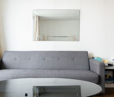 1 Bed Flat, The Oxygen, E16 - Photo 3