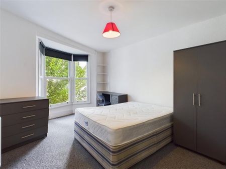 6 bedroom end of terrace house to rent - Photo 3