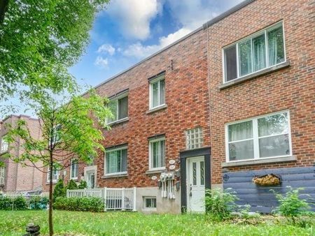 2447 Av. West Hill - Photo 3