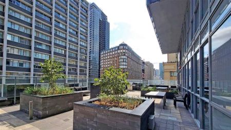For Lease - 7 Grenville Street Unit# 2413, Toronto, Ontario - Photo 2