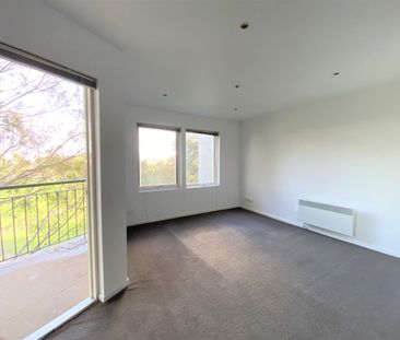 Secure Apartment in “Rivoli Gardens” Complex - Photo 6