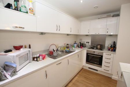 2 bedroom apartment to rent - Photo 3