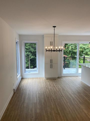 Appartement - 02-592 Rue St-Charles S. - Photo 3