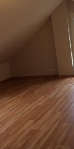 Appartement de 5 pièces au 2ème étage - Photo 1