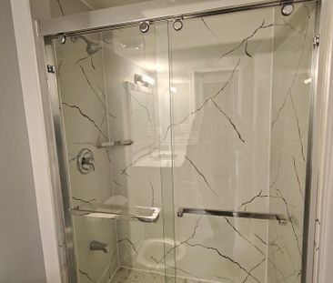 For Lease - 28 Crossmore Crescent, Cambridge, Ontario - Photo 4