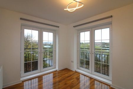 Clydeside Terrace, Renfrew - Photo 2