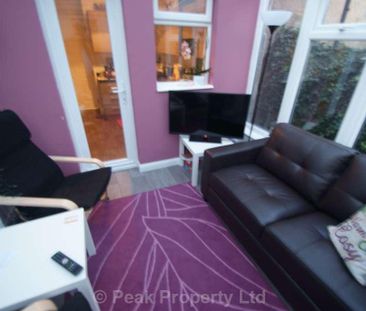 1 bedroom in a house share to rent - Photo 5