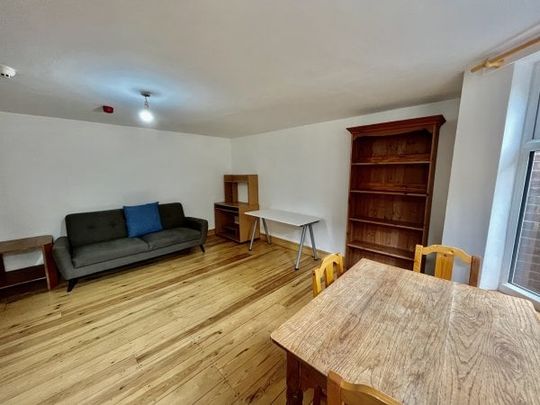 Hills Road, Cambridge - Photo 1