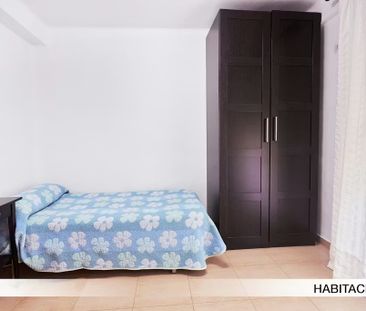 Calle Santo Ángel, Sevilla, Andalusia 41011 - Photo 1