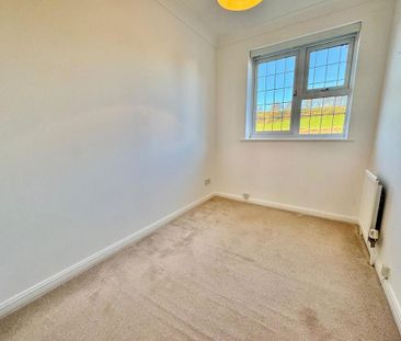 3 bedroom detached house to rent - Photo 2