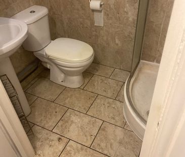 1 Bed Flat, South Norwood Hill, SE25 - Photo 4