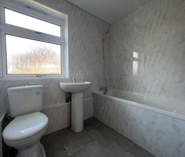 2 bedroom maisonette to rent - Photo 5