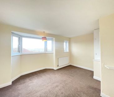 2 bedroom semi-detached house to rent - Photo 3