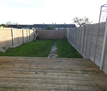 2 bedroom terraced house to rent - Photo 1