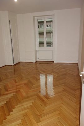 Coutance - Appartement avec cachet proche de la gare - Foto 1
