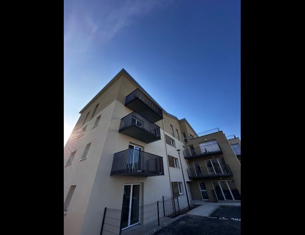 Location Appartement 3 pièces 72 m² Louviers - Photo 1