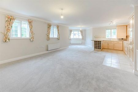 3 bedroom apartment to rent - Photo 4