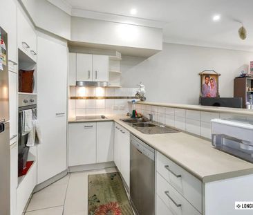 Perfectly Positioned Spacious Townhouse - Register Now to Inspect - Photo 5