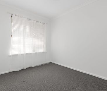 Bright & Charming Villa in Prime Tuart Hill Location! - Photo 1