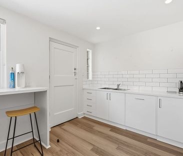 Charming Battery Point Unit for Rent - Photo 5