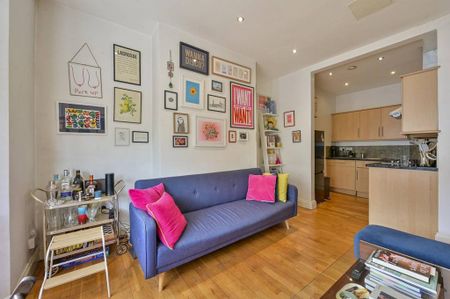 2 bedroom flat to rent - Photo 4