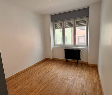 APPARTEMENT F5 AU CENTRE-VILLE - Photo 1