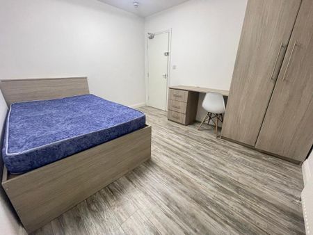 3 bedroom terraced house to rent - Photo 4