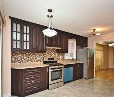 For Lease - 5689 Sidmouth Street Unit# Upper -, Mississauga, Ontario - Photo 2