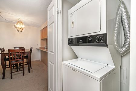 For Lease - 909 Bay Street Unit# 1908, Toronto, Ontario - Photo 5