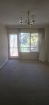 Apartment Close To Monash Uni Caulfield - Photo 1