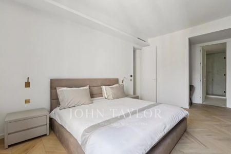 Appartement à louer Paris 8Ème - Champs-Élysées, Paris Rive Droite, France13 000 EUR / Mois - Photo 3