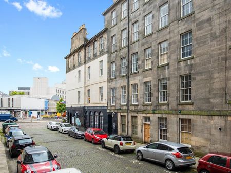 Brighton Street, Old Town, Edinburgh EH1 - Photo 2