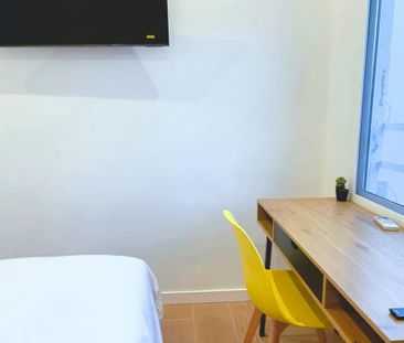 Carrer de lArquitecte Alfaro, Valencia, Valencian Community 46011 - Photo 1