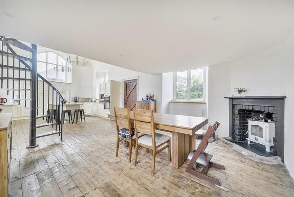 3 bedroom detached house to rent - Photo 1