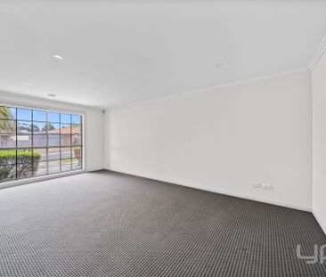 Spacious Family Living in the Perfect Location! - Photo 1