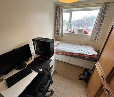 6 bedroom terraced house to rent - Photo 4