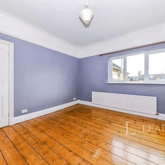 Kings Road, Stamford, PE9 - Photo 1