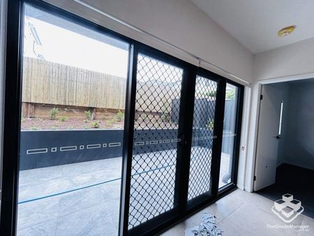 Modern Apartments ( EV 10amp Power Point ) - Photo 3