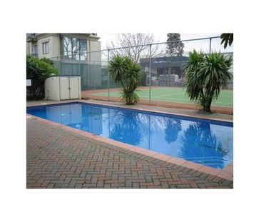 Studio Apartment – Prime Central Living in New... - Photo 5