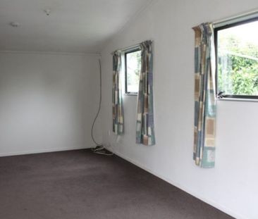 Cozy studio unit attached garage. - Photo 3