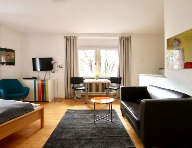 Zeitgemäß möbliertes Apartment im Herzen von Köln - Foto 1
