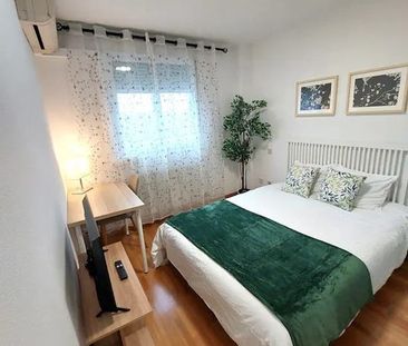 Avenida de España, Coslada, Community of Madrid 28821 - Photo 1